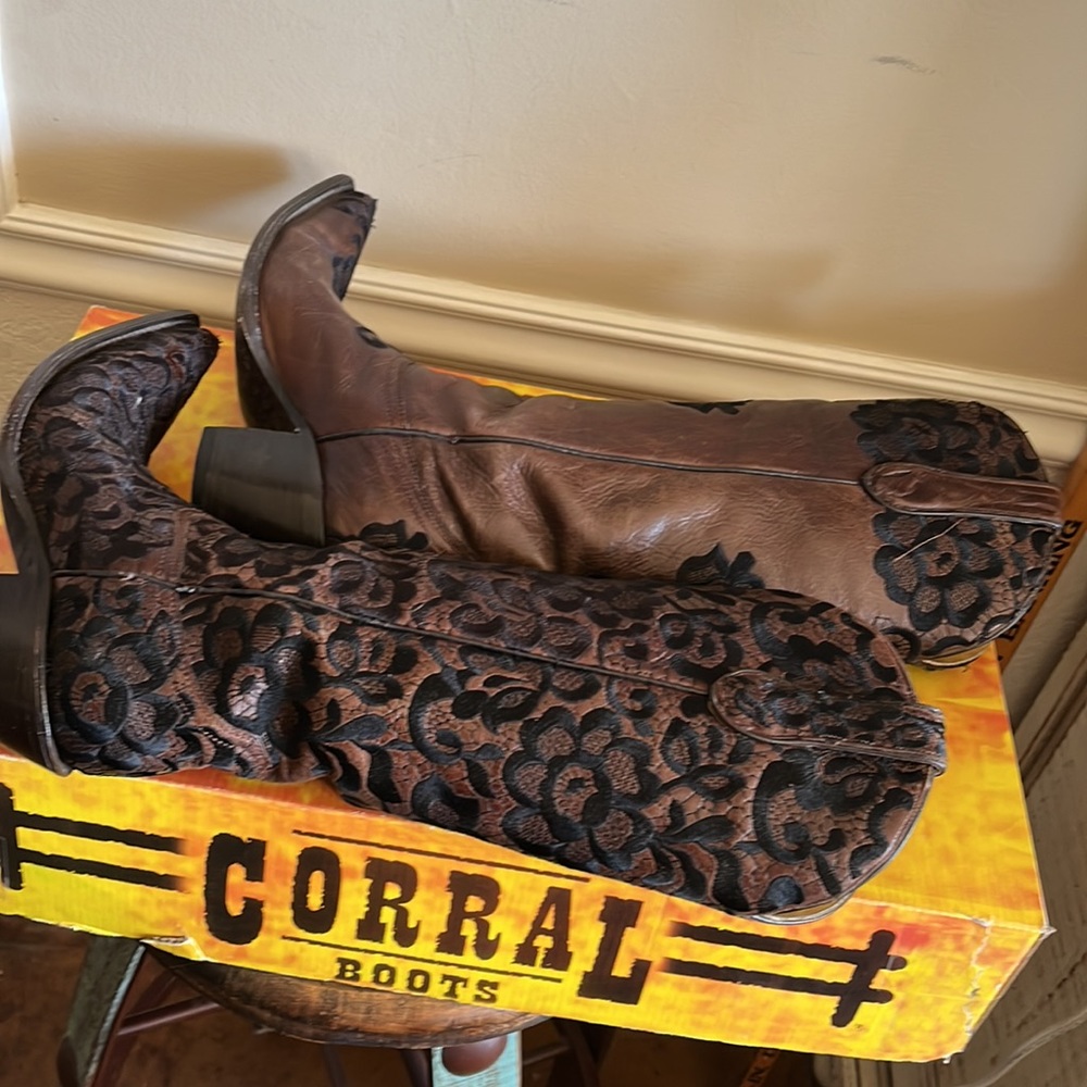 Corral LD Choc Black Tall Floral Lace Embroidery Boots - Picture 14 of 16